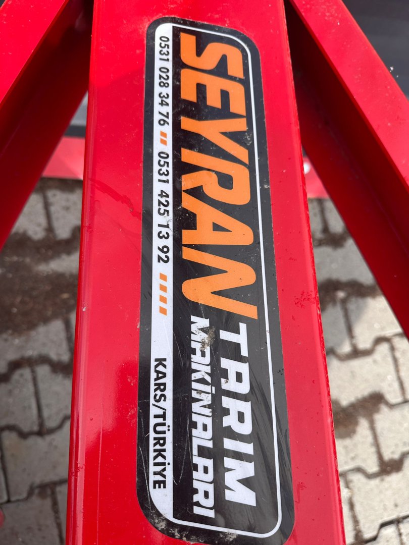 Taş toplama tırmığı