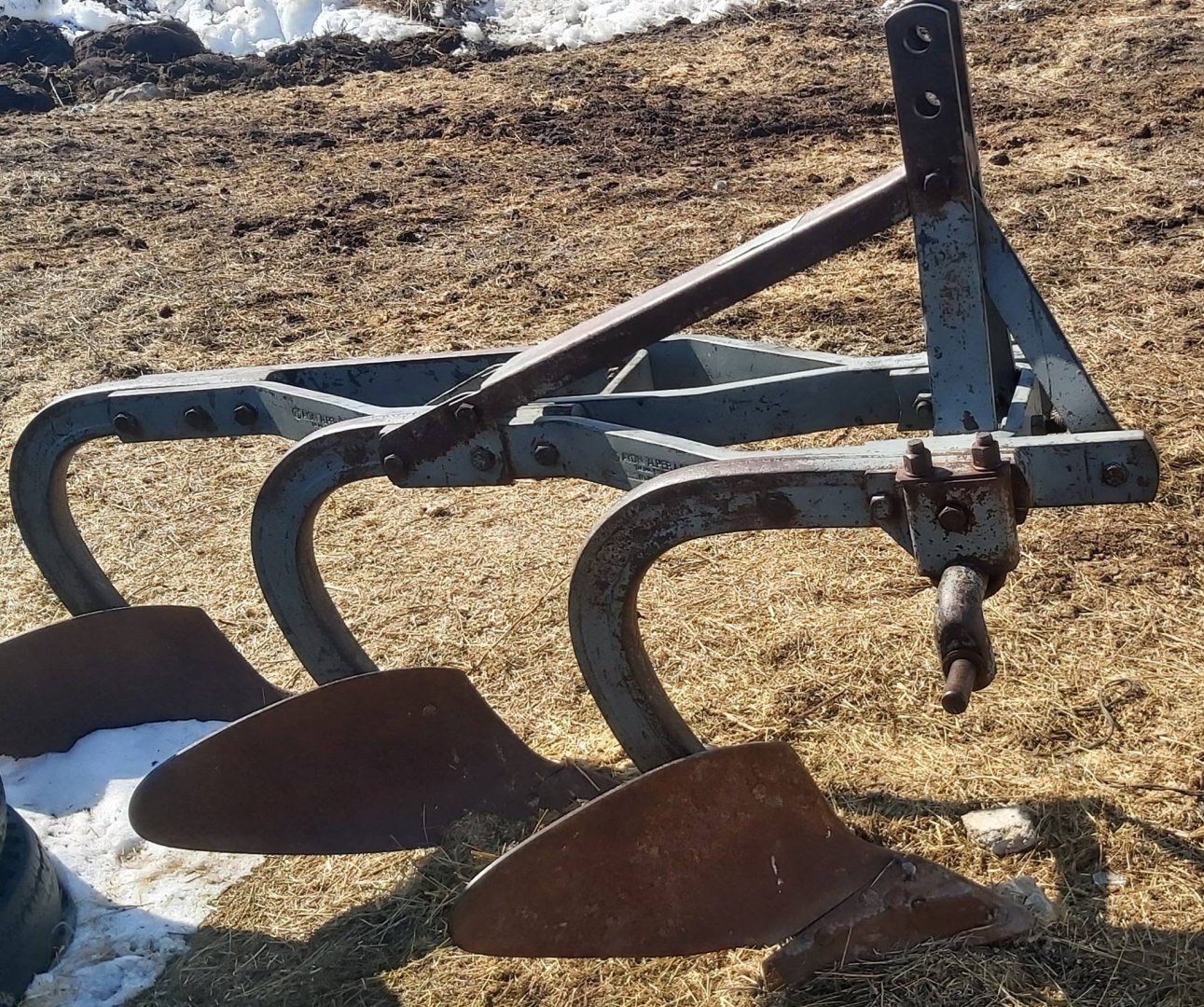 Satlık 3..lü 8 numara kotan süperiyo bicer killikler sıfır bicerin papatya tırmık tırmık sıfır ayarında Bi iki kez kulanildi